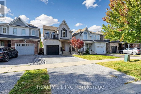 Sitting room - 174 Honeyman Drive, Clarington, ON L1C0J2 Photo 2