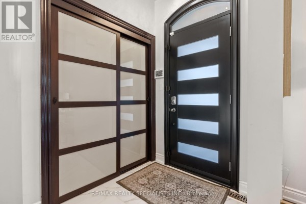Office - 174 Milkweed Way, Oakville, ON L6L0A4 Photo 5