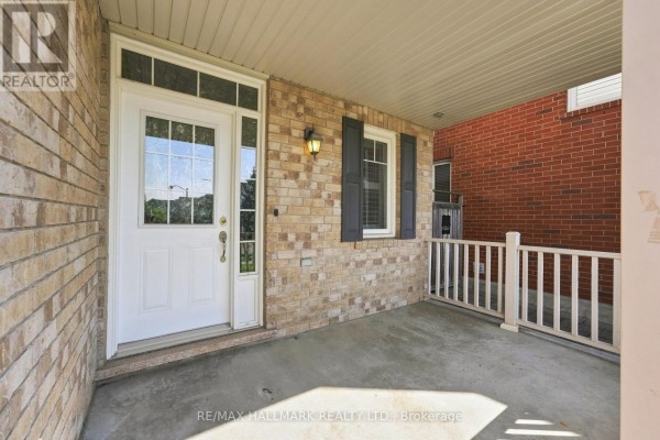 Bedroom 2 - 174 Miltrose Crescent, Whitchurch Stouffville, ON L4A0R3 Photo 3