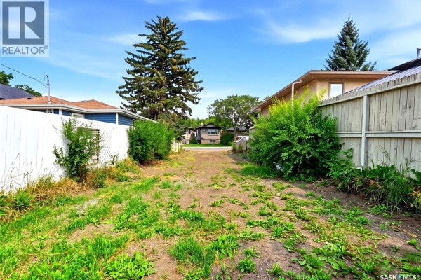 174 Osler Street, Regina, SK S4R1V2 Photo 3