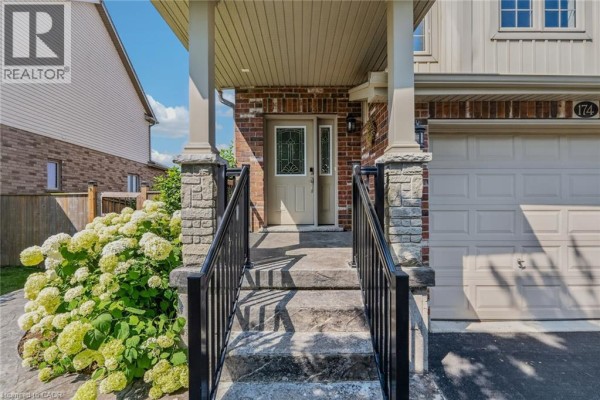 4pc Bathroom - 174 Woodway Trail, Simcoe, ON N3Y0B8 Photo 3