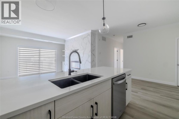 3pc Ensuite bath - 1740 A Sprucewood Avenue Unit# 301, Lasalle, ON N9J0E6 Photo 5