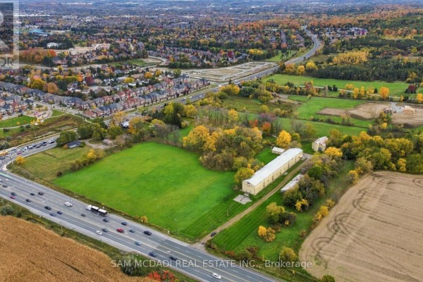17422 Bathurst Street, King, ON L3Y4V9 Photo 2