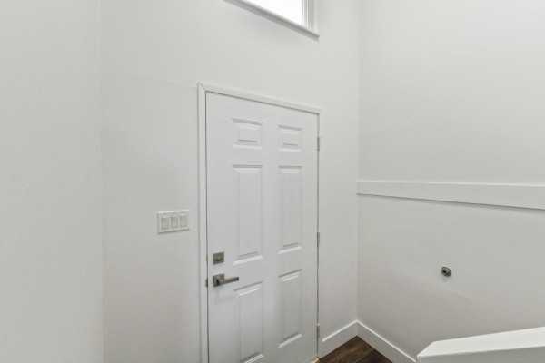 17424 64 Avenue, Surrey, BC V3S1Y9 Photo 3