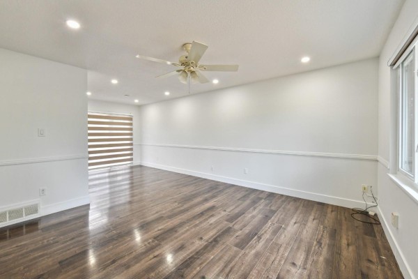 17424 64 Avenue, Surrey, BC V3S1Y9 Photo 5