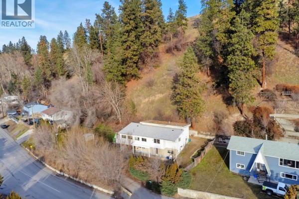 1745 Hollywood Road S, Kelowna, BC, photo 2