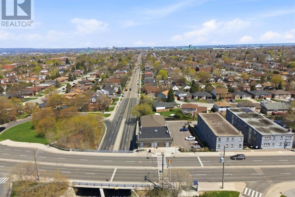 1745 King Street E, Hamilton, ON, photo 2