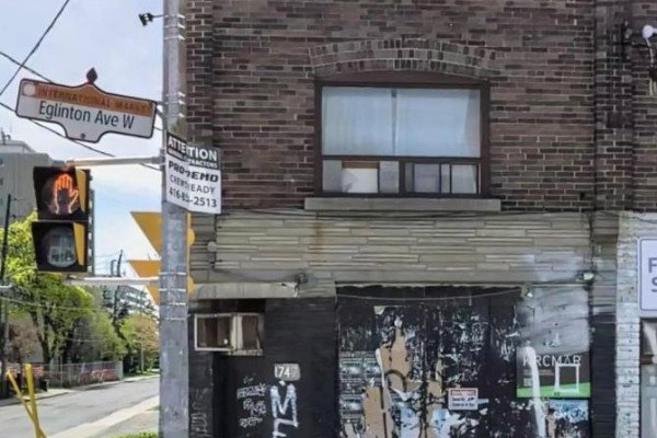 Residential for rent at 1747 Eglinton Avenue, Toronto, ON - MLS® gRqFbh
