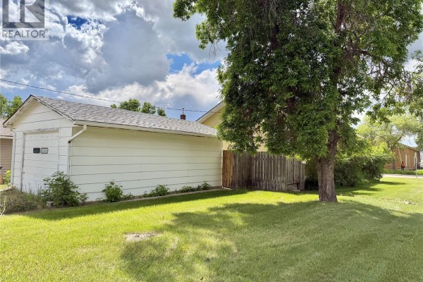 175 5th Avenue Nw, Swift Current, SK, photo 2