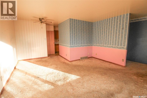 175 6th Avenue W, Shaunavon, SK, photo 3