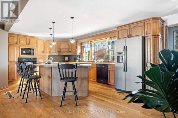 175 Bancroft Road, London East, ON N5V1E1 Photo 4