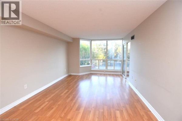 Pantry - 175 Cedar Avenue Unit# 215, Richmond Hill, ON L4C9V3 Photo 3
