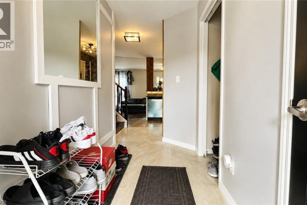 175 Henhoeffer Crescent, Kitchener, ON, photo 3