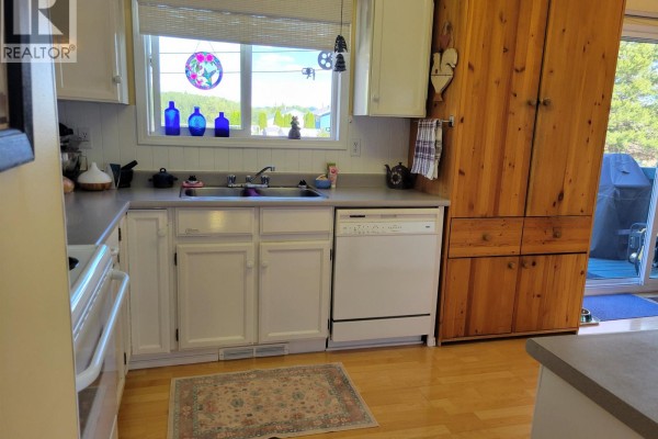 175 Murray Street, Fraser Lake, BC, photo 3
