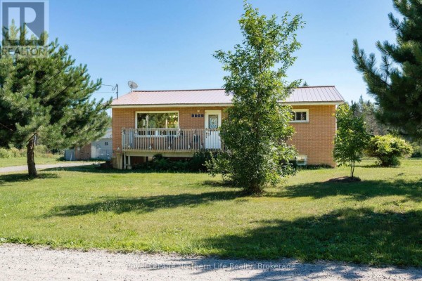 175 Roberts Road, West Nipissing
