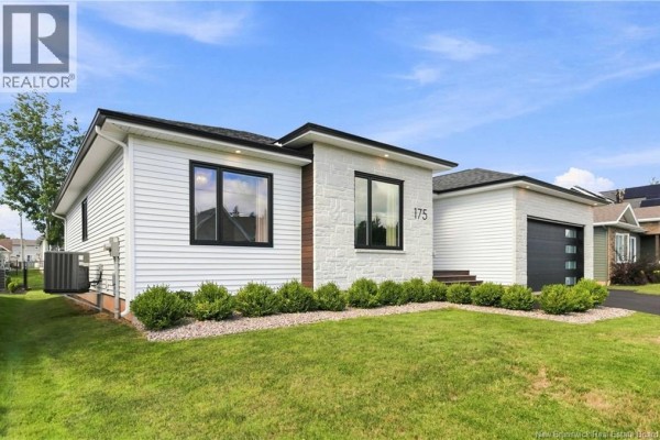 175 Rosebank Crescent, Riverview, NB, photo 2