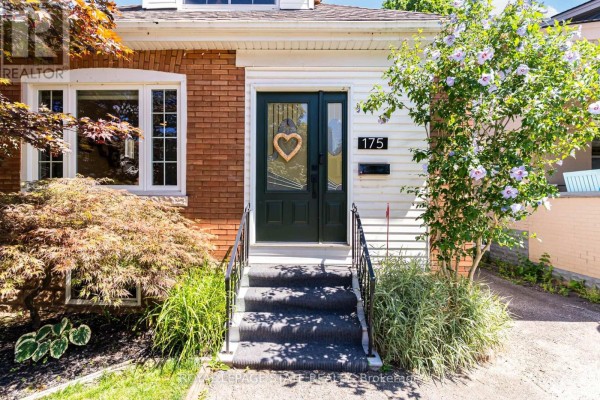 Kitchen - 175 Rosslyn Avenue S, Hamilton, ON L8M3J4 Photo 5