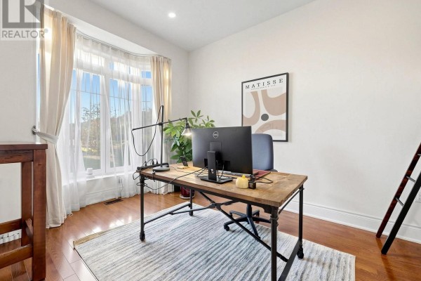 Living room - 175 Timber Creek Boulevard, Vaughan, ON L4H3X8 Photo 4