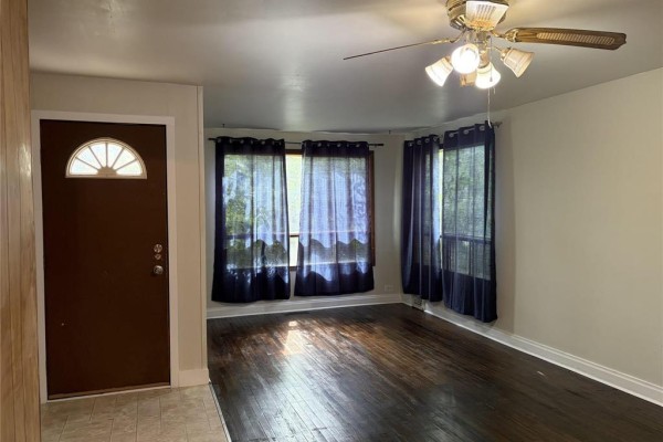 175 Waddell Avenue W, Dominion City, MB, photo 2