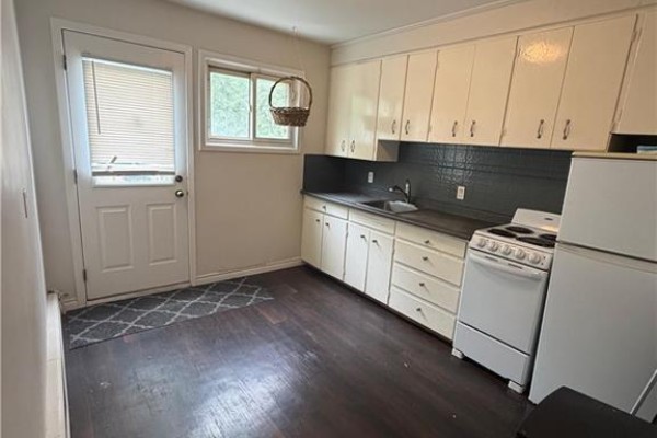 Kitchen - 175 Weber Street N Unit# 5, Waterloo, ON N2J3H3 Photo 5