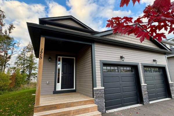 175 Wild Rose Drive, Gravenhurst), ON P1P0B4 Photo 2