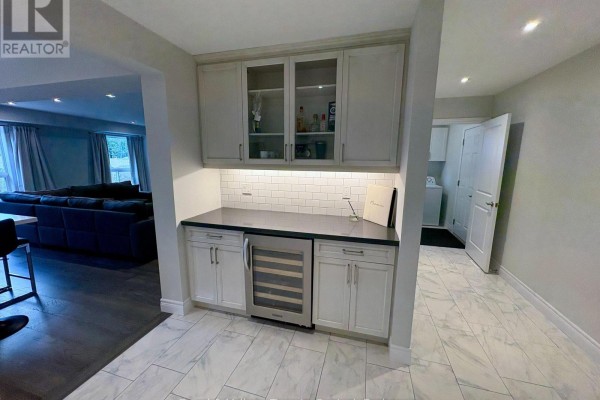 175 Wild Rose Drive, Gravenhurst), ON P1P0B4 Photo 5