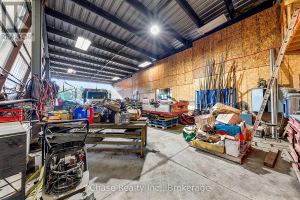1750 Golf Link Road, Tiny, ON L0L2J0 Photo 5