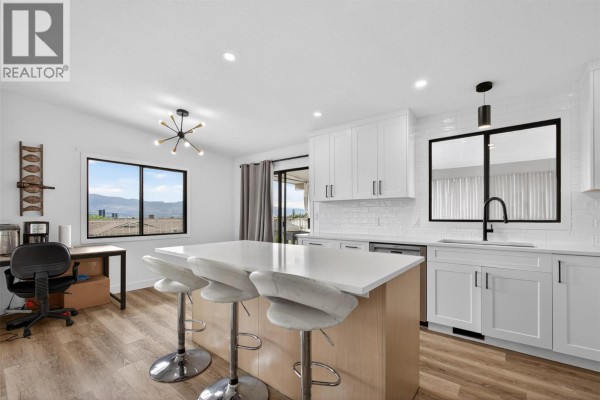 1750 Sonora Drive, Kelowna, BC, photo 2