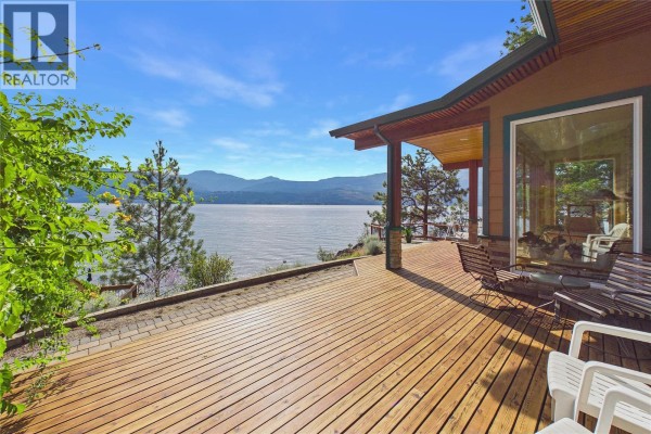 17538 Coral Beach Road, Lake Country, BC, photo 3