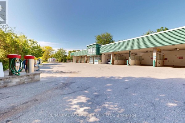 1754 Dundas Street, London East, ON N5W3E2 Photo 3