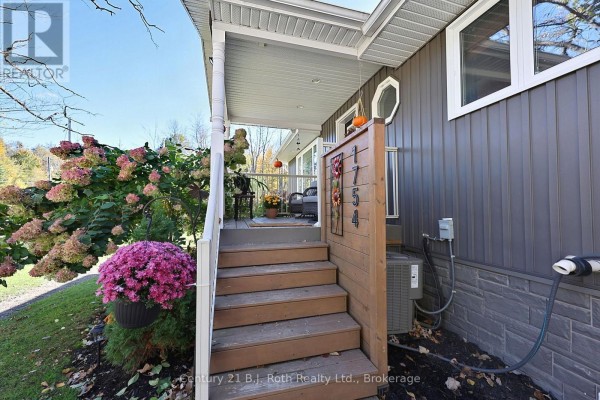 1754 South Sparrow Lake Road, Severn, ON P0E1N0 Photo 4