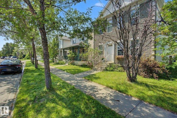 Kitchen - 1754 Turvey Bn Nw, Edmonton, AB T6R2W6 Photo 3