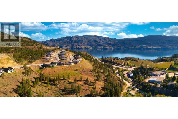 17547 Sanborn Street, Summerland, BC V0H1Z3 Photo 2