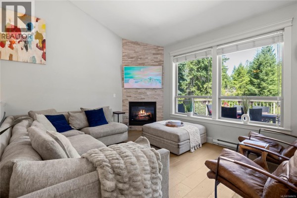 1755 Galvin Pl, Qualicum Beach, BC, photo 3