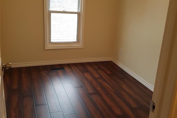 1756 Drouillard Road Unit# 4, Windsor, ON N8Y2S5 Photo 5