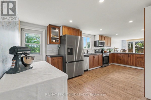 Kitchen - 1758 Hwy 511, Drummond/north Elmsley, ON K0G1A0 Photo 5