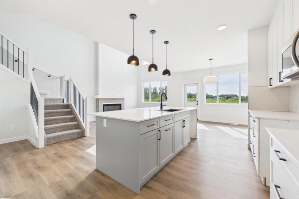 Kitchen - 1758 Westerra Wd, Stony Plain, AB T7Z0P6 Photo 3