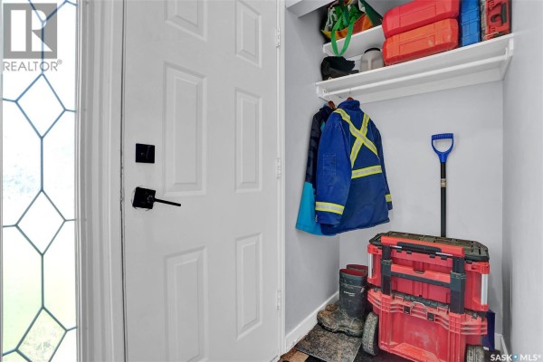 Bedroom - 176-178 Rothwell Crescent, Regina, SK S4N1R8 Photo 5
