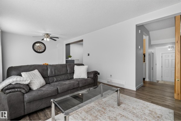 Den - 176 Callingwood Pl Nw, Edmonton, AB T5T2C6 Photo 5