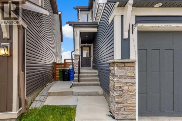 2pc Bathroom - 176 Howse Crescent Ne, Calgary, AB T3P1L5 Photo 3