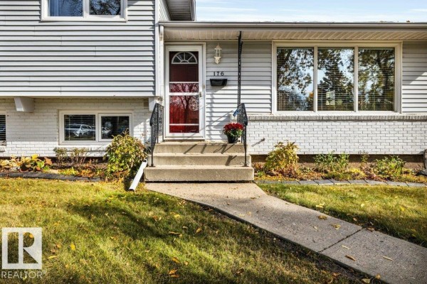 176 Larose Dr, St  Albert, AB, photo 2