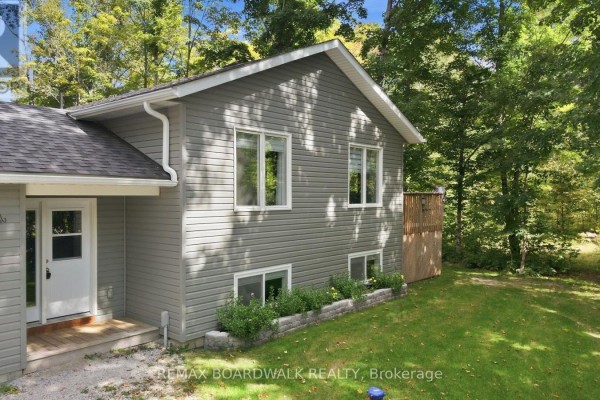 Kitchen - 176 Maple Street, Lanark Highlands, ON K0G1M0 Photo 2