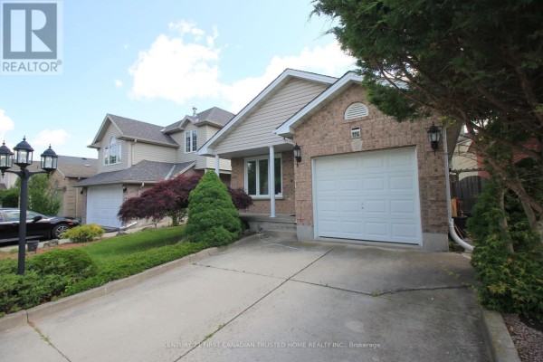 Recreational, Games room - 176 Oldham Street, London South, ON N5E5E2 Photo 2