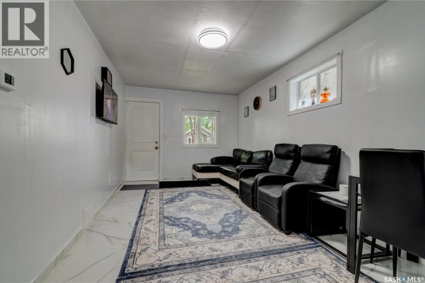 4pc Bathroom - 1760 Quebec Street, Regina, SK S4P1J3 Photo 5