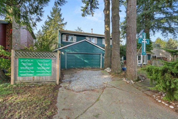 1761 140a Street, Surrey, BC V4A6T9 Photo 4