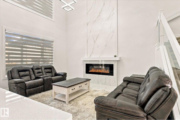 Den - 17618 64a St Nw, Edmonton, AB T5Y4A9 Photo 5