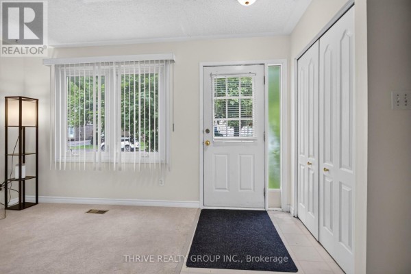 Dining room - 1762 Aldersbrook Road, London North, ON N6G3E4 Photo 3