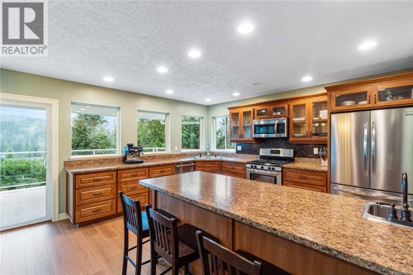 Kitchen - 1763 Martini Way, Qualicum Beach, BC V9K2S3 Photo 5