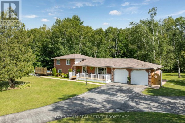 1765 Flos Road 4 W, Springwater, ON, photo 2