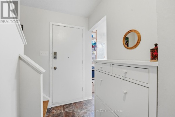 Bathroom - 1767 Trappist Lane, Ottawa, ON K1C1X7 Photo 4